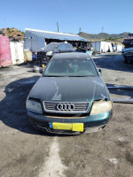 AUDI A6 BERLINA (4B2)