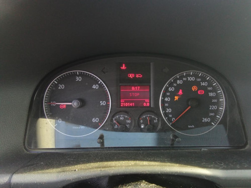  VOLKSWAGEN TOURAN (1T1) 