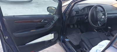 MERCEDES-BENZ CLASE A (BM 169)