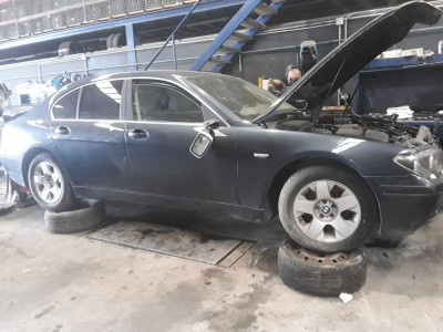 BMW SERIE 7 (E65/E66)