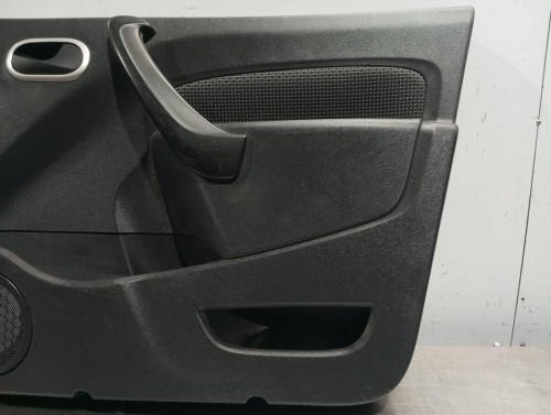 GUARNECIDO PUERTA DELANTERA DERECHA Mercedes-Benz CITAN (BM 415) COMBI 