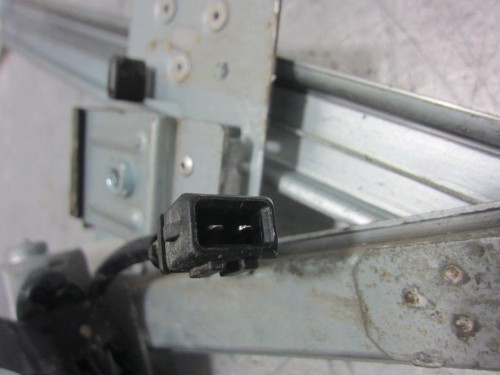  ELEVALUNAS DELANTERO IZQUIERDO SEAT IBIZA (6K1) 