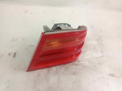 PILOTO TRASERO DERECHO INTERIOR, MERCEDES-BENZ, CLASE E (BM 124) BERLINA