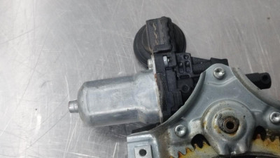 ELEVALUNAS DELANTERO DERECHO, TOYOTA, AURIS (E15)