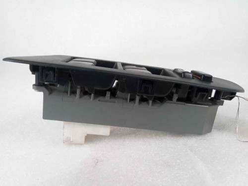  MANDO ELEVALUNAS DELANTERO IZQUIERDO TOYOTA AURIS (E15) 