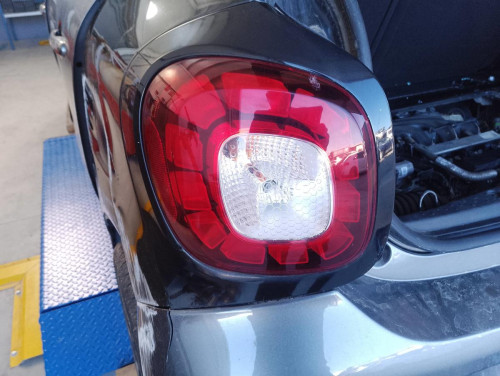 PILOTO TRASERO IZQUIERDO Smart FORFOUR 