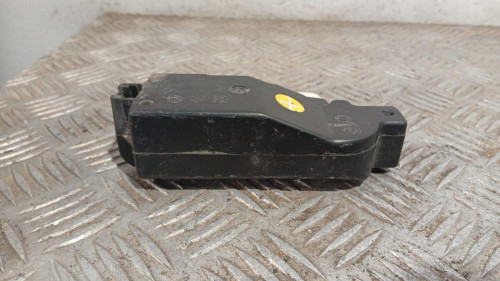 CERRADURA MALETERO / PORTON 