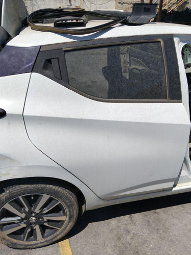 PUERTA TRASERA DERECHA NISSAN MICRA (K14) 