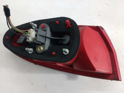 PILOTO TRASERO DERECHO, ALFA ROMEO, 147 (190)
