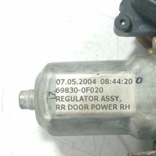  ELEVALUNAS TRASERO DERECHO TOYOTA COROLLA VERSO (R1) 