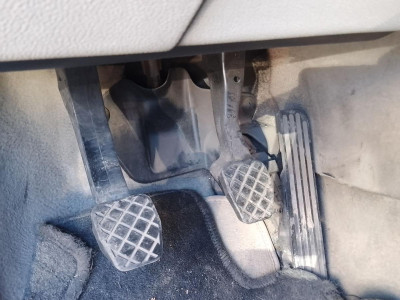 PEDAL ACELERADOR