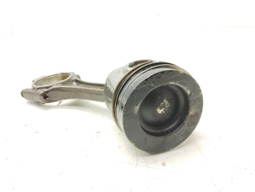 PISTON Volkswagen GOLF VII VARIANT (BA5) 