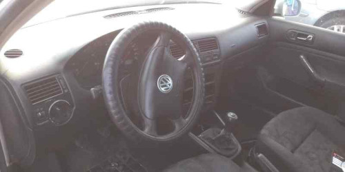 VOLKSWAGEN BORA BERLINA (1J2)(1998) — автомобиль-донор на запчасти 