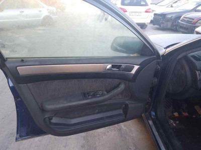 AUDI A6 AVANT (4B5)