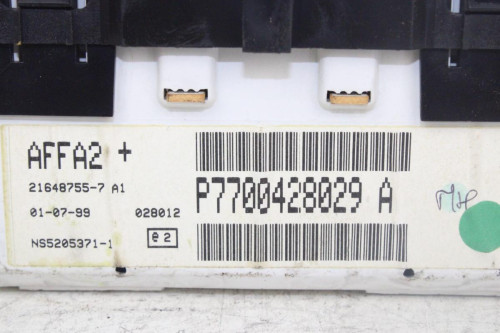 PANTALLA MULTIFUNCION Renault LAGUNA (B56) 
