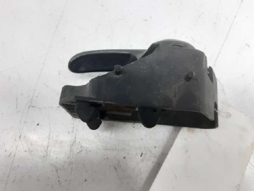 MANETA INTERIOR TRASERA IZQUIERDA Volkswagen POLO III (6N1) 