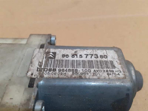  MOTOR ELEVALUNAS DELANTERO DERECHO 