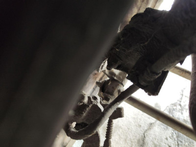 PINZA DE FRENO TRASERA DERECHA