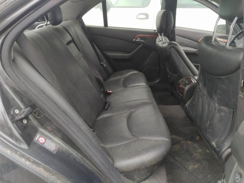 ENGANCHE CINTURON TRASERO DERECHO Mercedes-Benz CLASE S (BM 220) BERLINA 