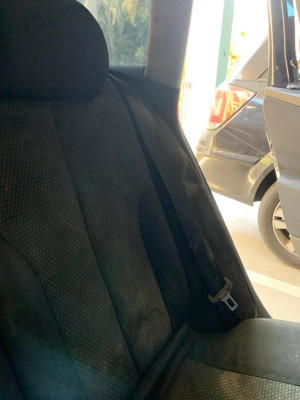 CINTURON SEGURIDAD TRASERO IZQUIERDO