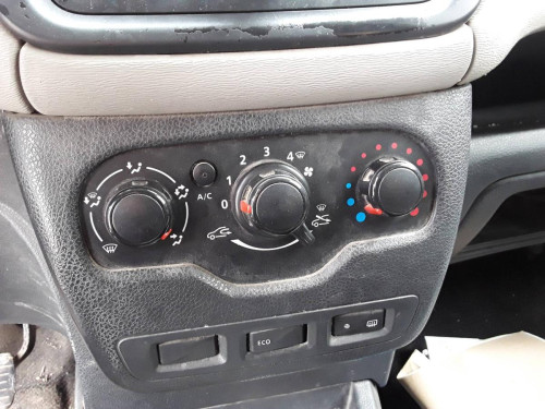 MANDO CLIMATIZADOR DACIA DOKKER 