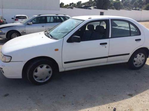 NISSAN ALMERA (N15) — vehículo donante para recambios 