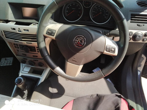  OPEL ASTRA H BERLINA 