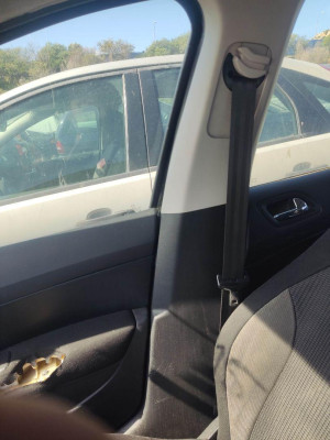 CINTURON SEGURIDAD DELANTERO DERECHO