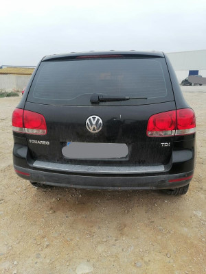 VOLKSWAGEN TOUAREG (7L6)