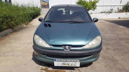 Peugeot 206 (1998->) — vehículo donante para recambios 
