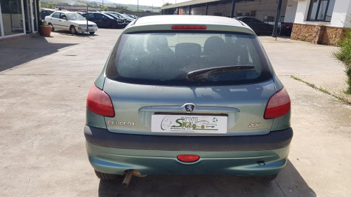 Peugeot 206 (1998->) — vehículo donante para recambios 
