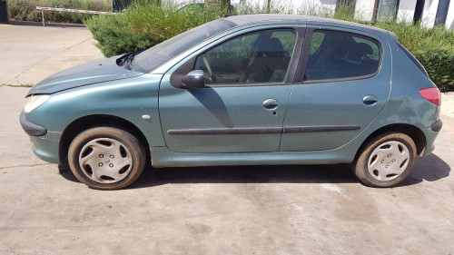 Peugeot 206 (1998->) — vehículo donante para recambios 