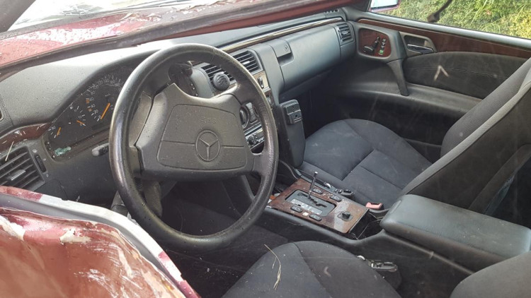 Mercedes-Benz Clase E (BM 210) Berlina (05.1995->) SIN IDENTIFICAR