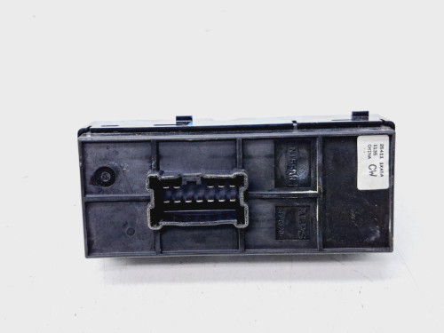  MANDO ELEVALUNAS DELANTERO DERECHO Nissan JUKE (F15E) 