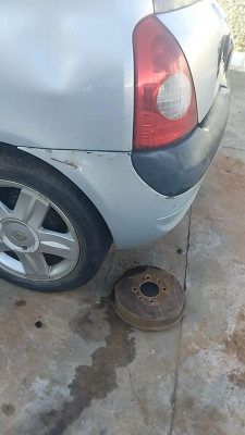 PARAGOLPES TRASERO Renault Clio II Fase II (B/CB0)(2001->)