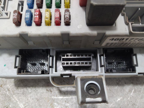 CAJA RELES / FUSIBLES Fiat II PUNTO (188) BERLINA 