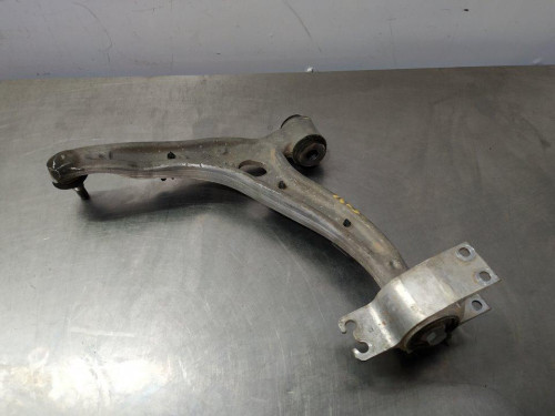  BRAZO SUSPENSION INFERIOR DELANTERO DERECHO Mercedes-Benz CLASE GLA (BM 156) 