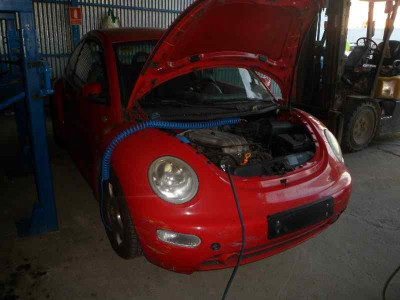VOLKSWAGEN NEW BEETLE BERLINA (9C1/1C1)