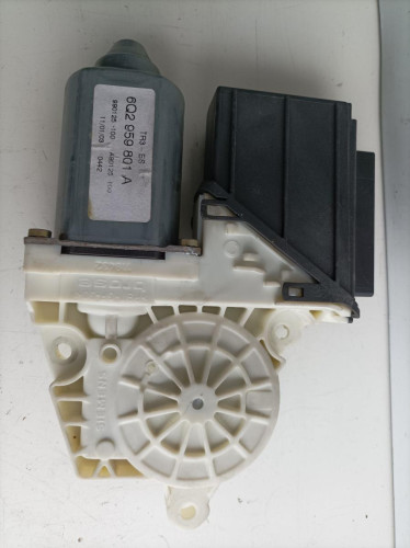  MOTOR ELEVALUNAS DELANTERO DERECHO 