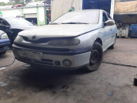 RENAULT LAGUNA (B56)
