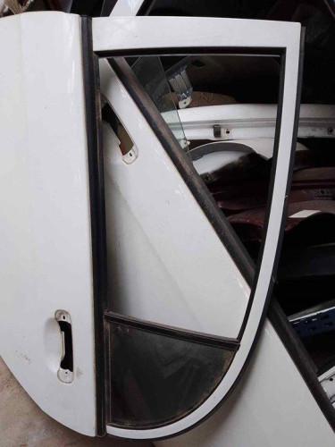 PUERTA TRASERA IZQUIERDA Peugeot ION 