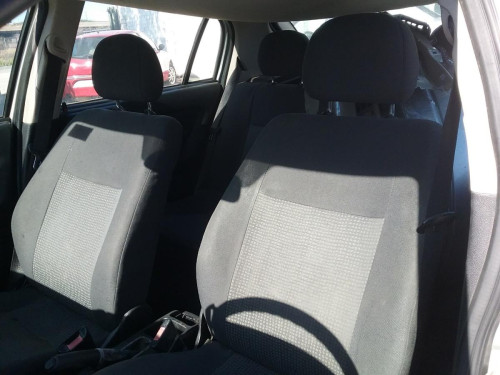  OPEL ASTRA G BERLINA 