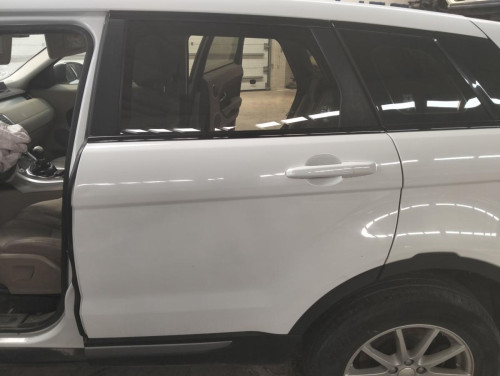 PUERTA TRASERA IZQUIERDA Land Rover RANGE ROVER EVOQUE 