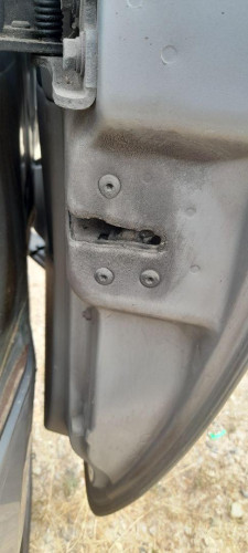 CERRADURA PUERTA LATERAL DERECHA KIA CARNIVAL 