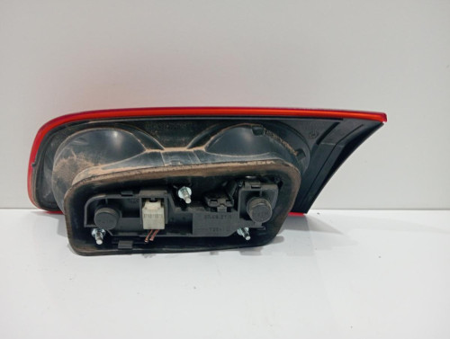PILOTO TRASERO IZQUIERDO INTERIOR FIAT CROMA (194) 