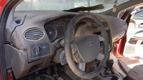  FORD FOCUS BERLINA (CAP) 