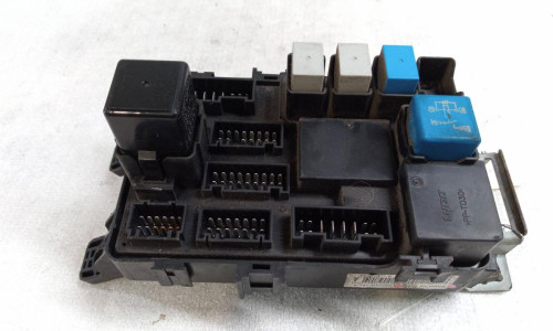  CAJA RELES / FUSIBLES KIA RIO (JB) 