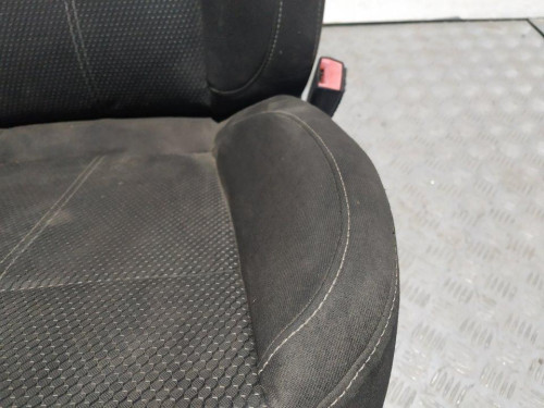  ASIENTO DELANTERO DERECHO 