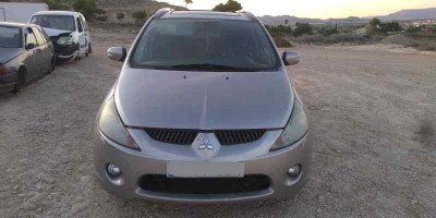 MITSUBISHI GRANDIS (NA0W)