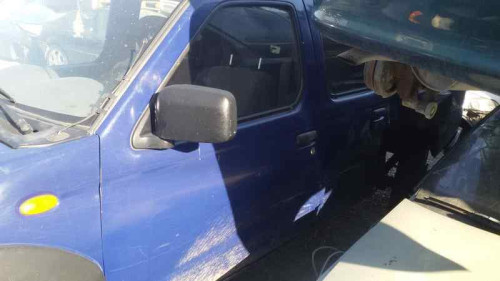 NISSAN PICKUP (D22) — vehículo donante para recambios 
